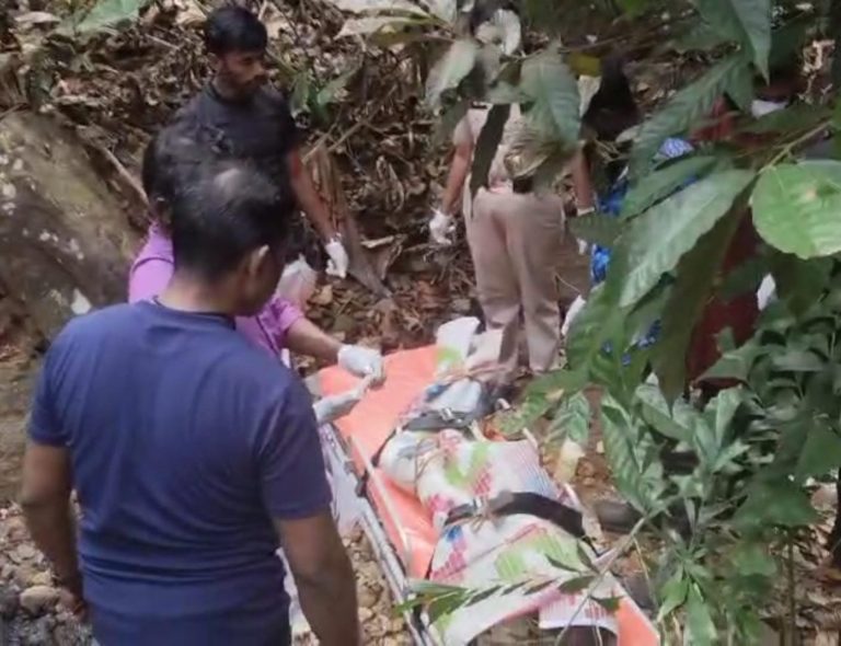 ഏന്തയാർ ഞർക്കാട് വയോധിക വീടിനു സമീപം തീ കൊളുത്തി മരിച്ചു