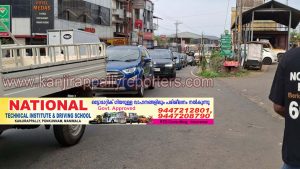 പൊൻകുന്നം ടൗണിൽ ഗതാഗതനിയന്ത്രണം താളം തെറ്റി; ഗതാഗതക്കുരുക്ക് പതിവായി